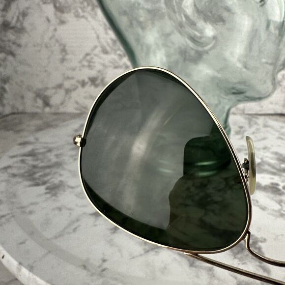 Ray Ban Vintage Aviator Large Gold Metal Sunglasses RB8026 Made in Italy - Picture 6 of 10